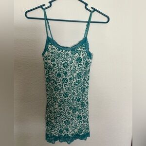 American Eagle Outfitters White and Blue Fitted Camisole